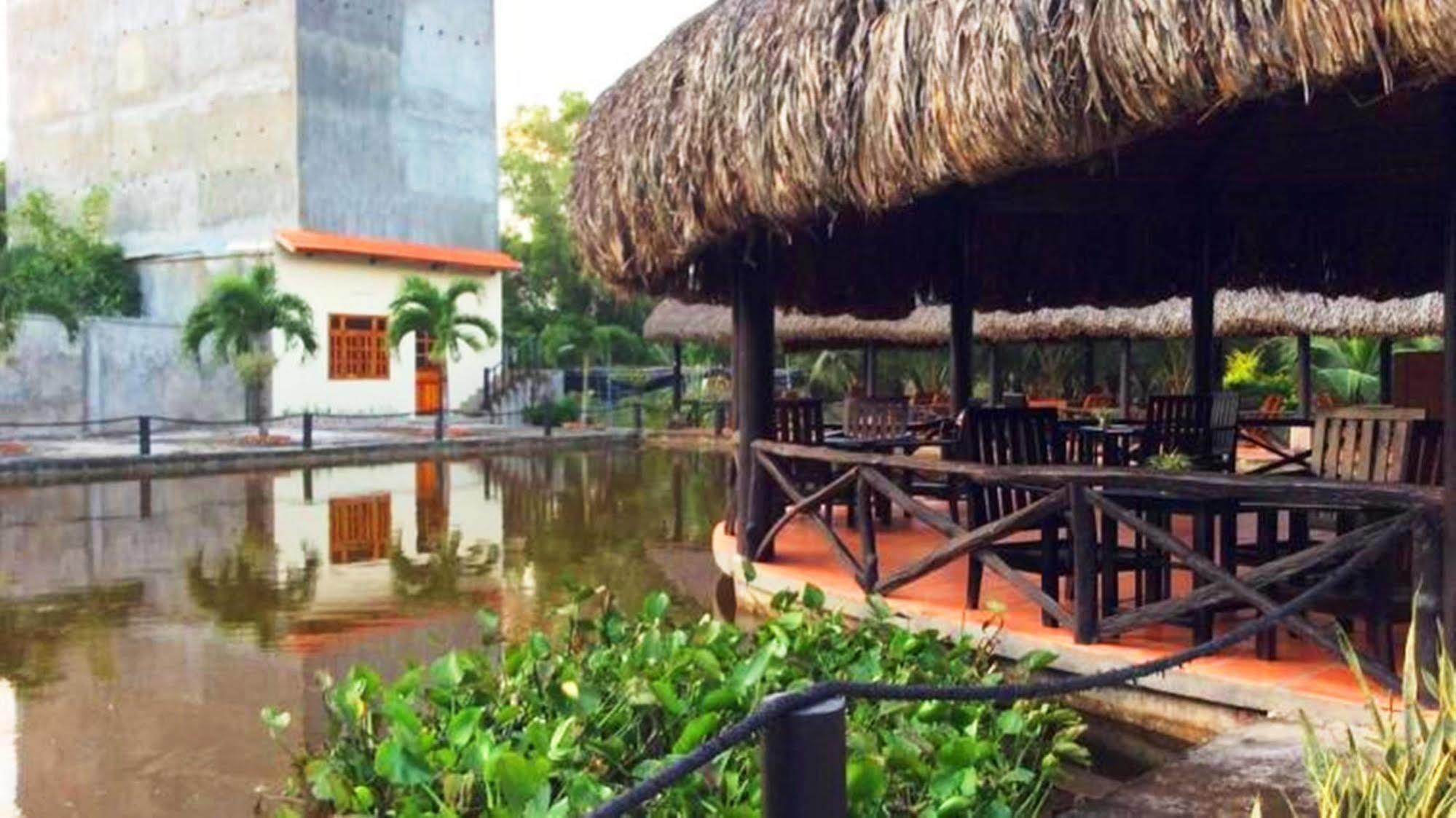 דואונג דונג Huong Toan Resort מראה חיצוני תמונה